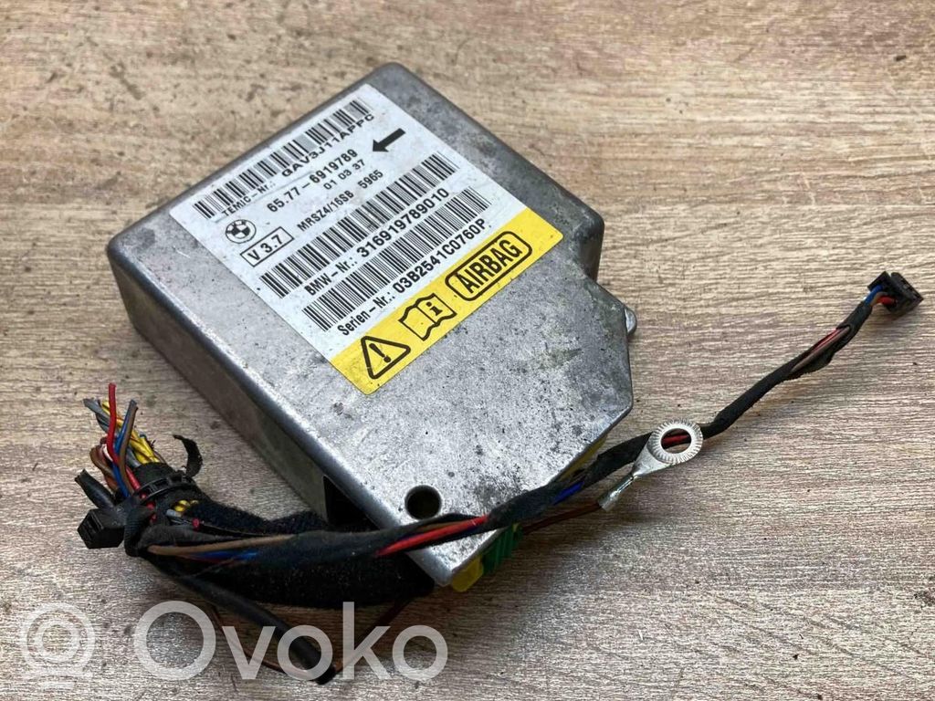 BMW 5 E39 Airbag control unit/module 