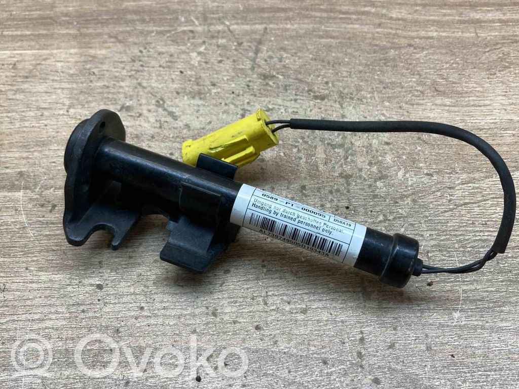 BMW X3 G01 Actuator airbag pietoni capotă 