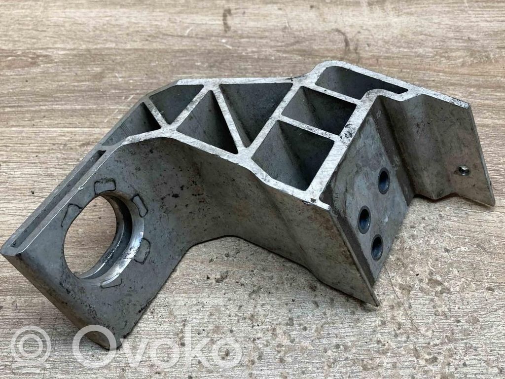Mercedes-Benz C W205 Suport radiator 