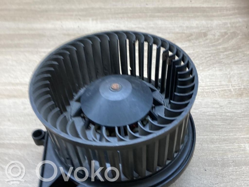 Audi A4 S4 B6 8E 8H Ventola riscaldamento/ventilatore abitacolo 