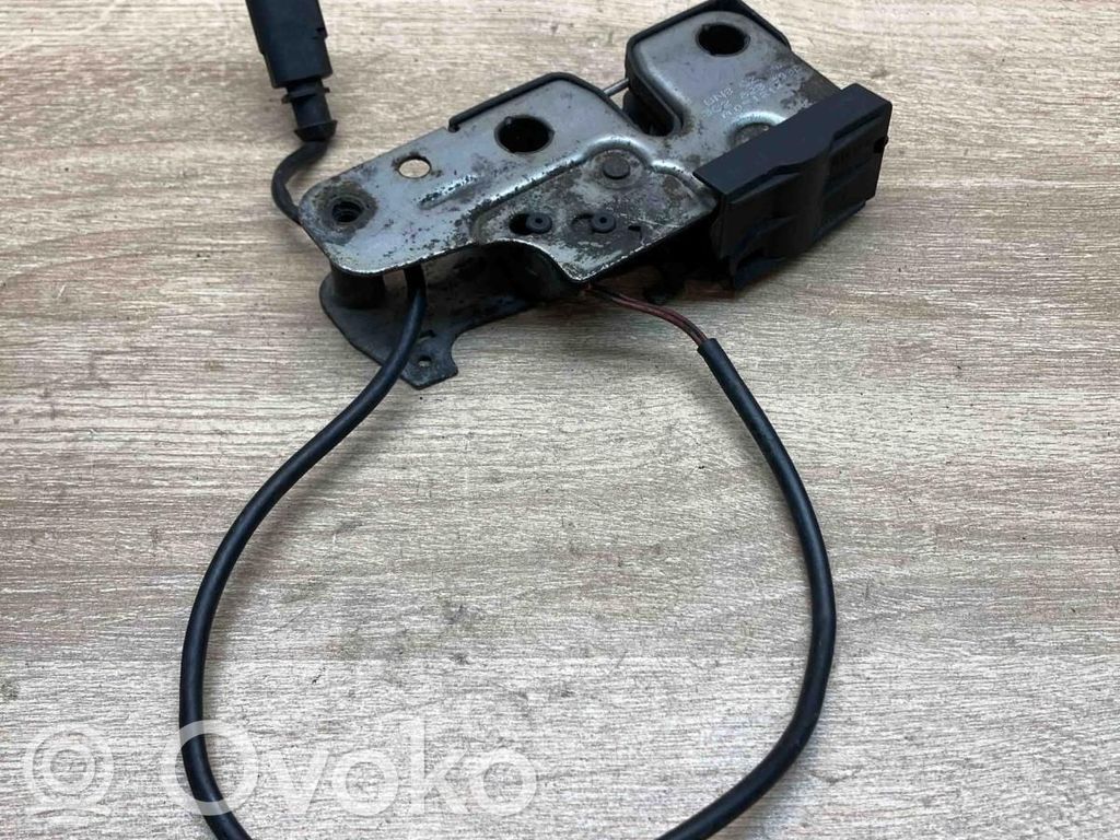 Volkswagen PASSAT B6 Serrure de capot