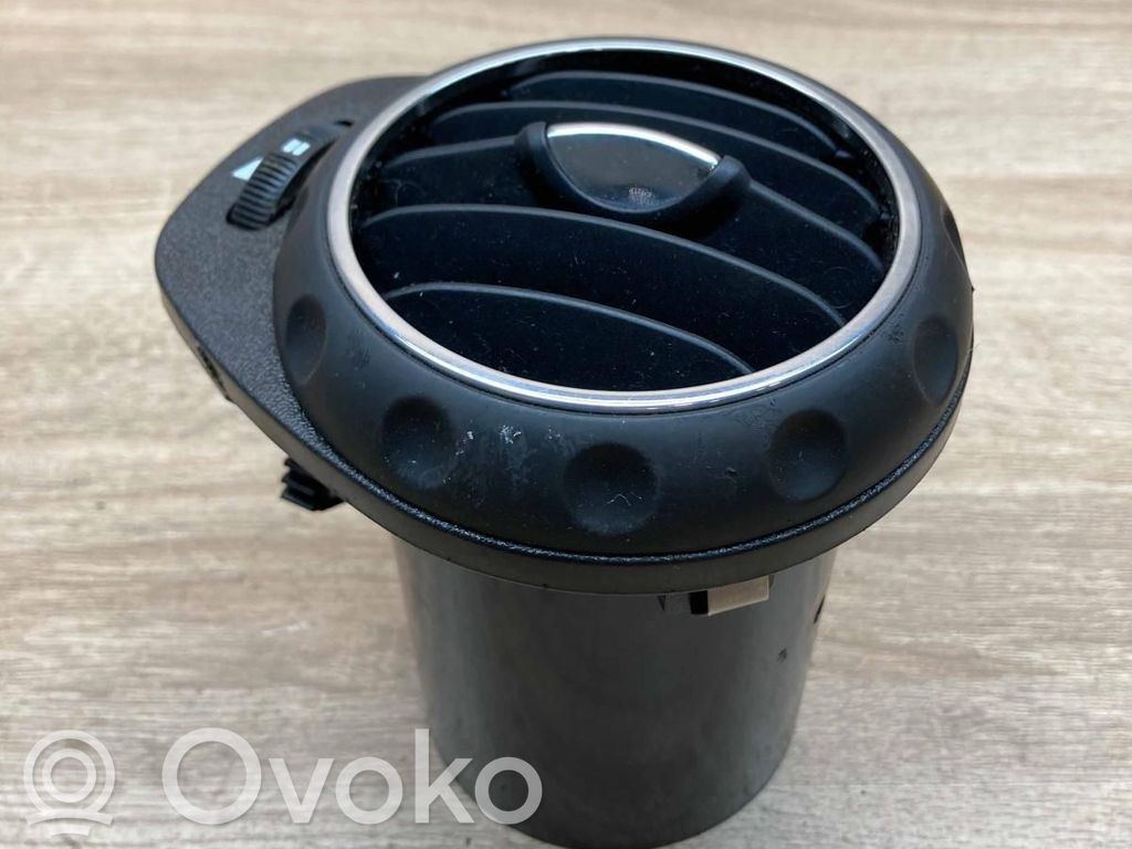 Alfa Romeo GT Grilă ventilație centrală 