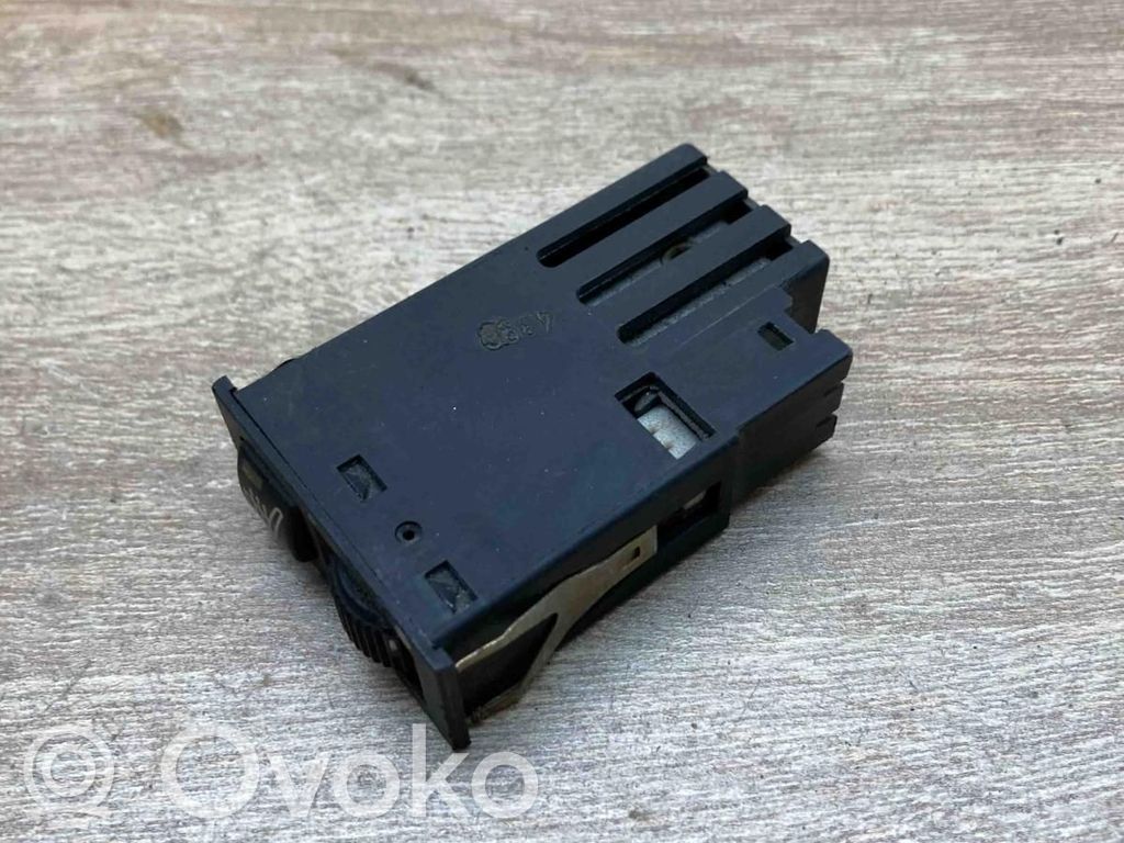 BMW 5 E39 Interruttore riscaldamento sedile 