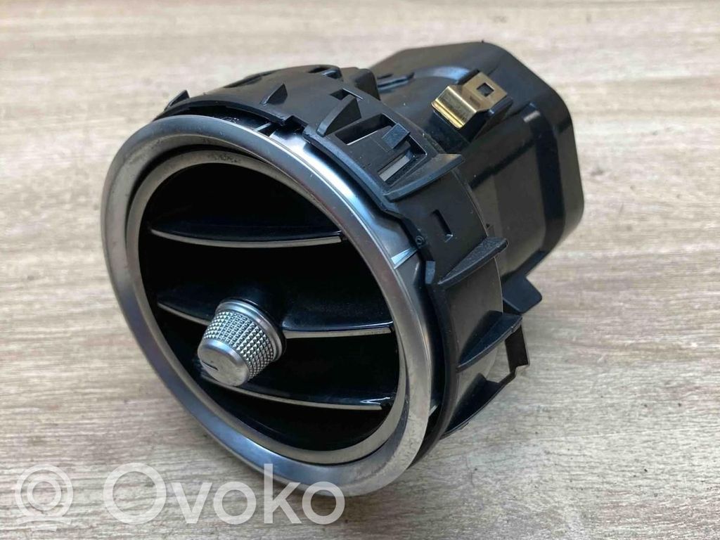 Mercedes-Benz C W205 Grilă ventilație/ramă laterală bord