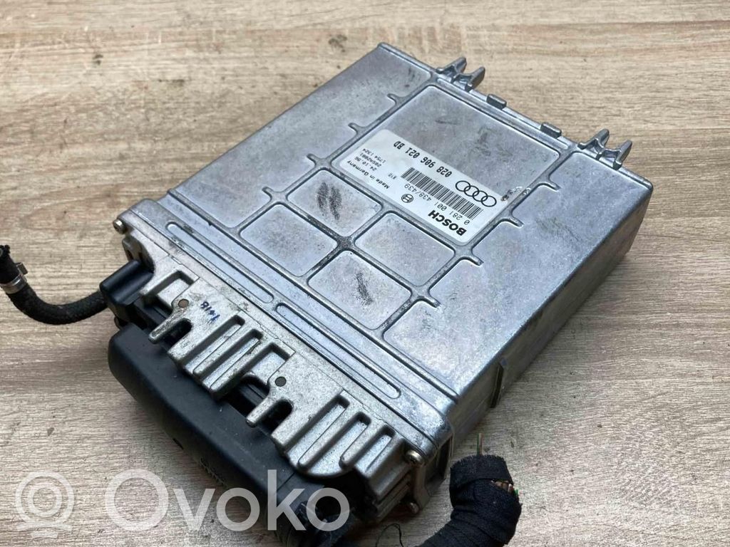 Audi A4 S4 B5 8D Unitate control motor/modul ECU 