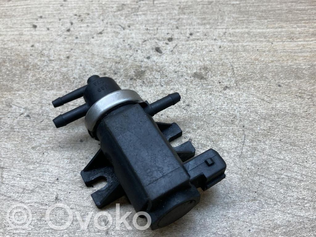 Audi A6 S6 C5 4B Valvola di depressione