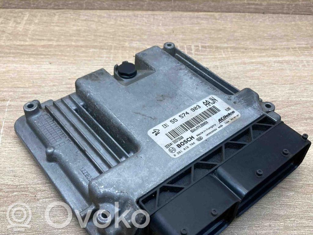 Opel Insignia A Komputer / Sterownik ECU silnika 
