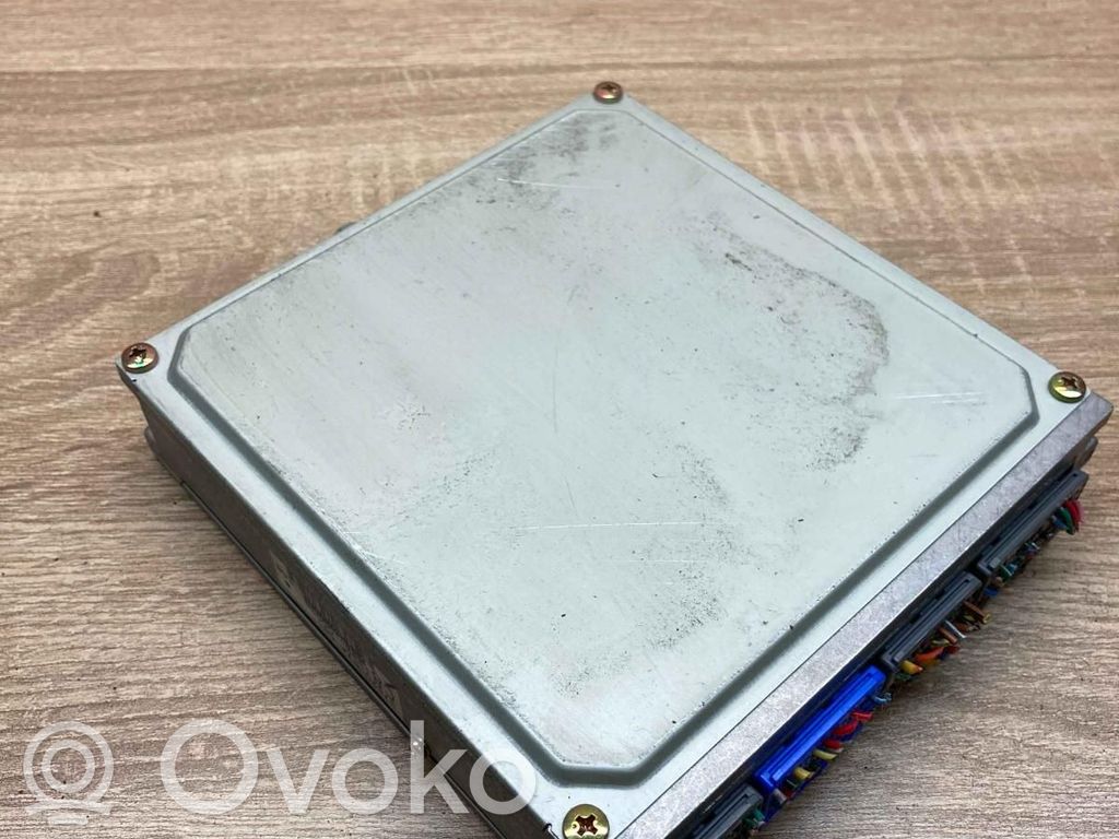 Komputer / Sterownik ECU silnika   37820P7AG61,1332100036