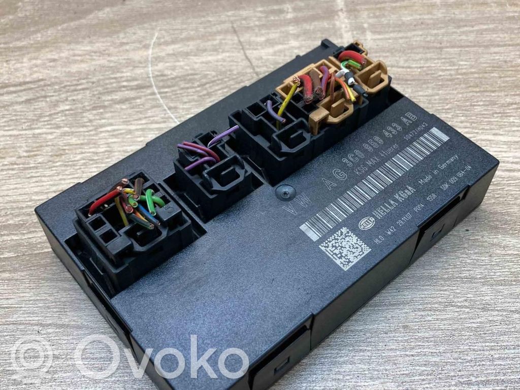Volkswagen PASSAT B6 Centralina/modulo portiere 