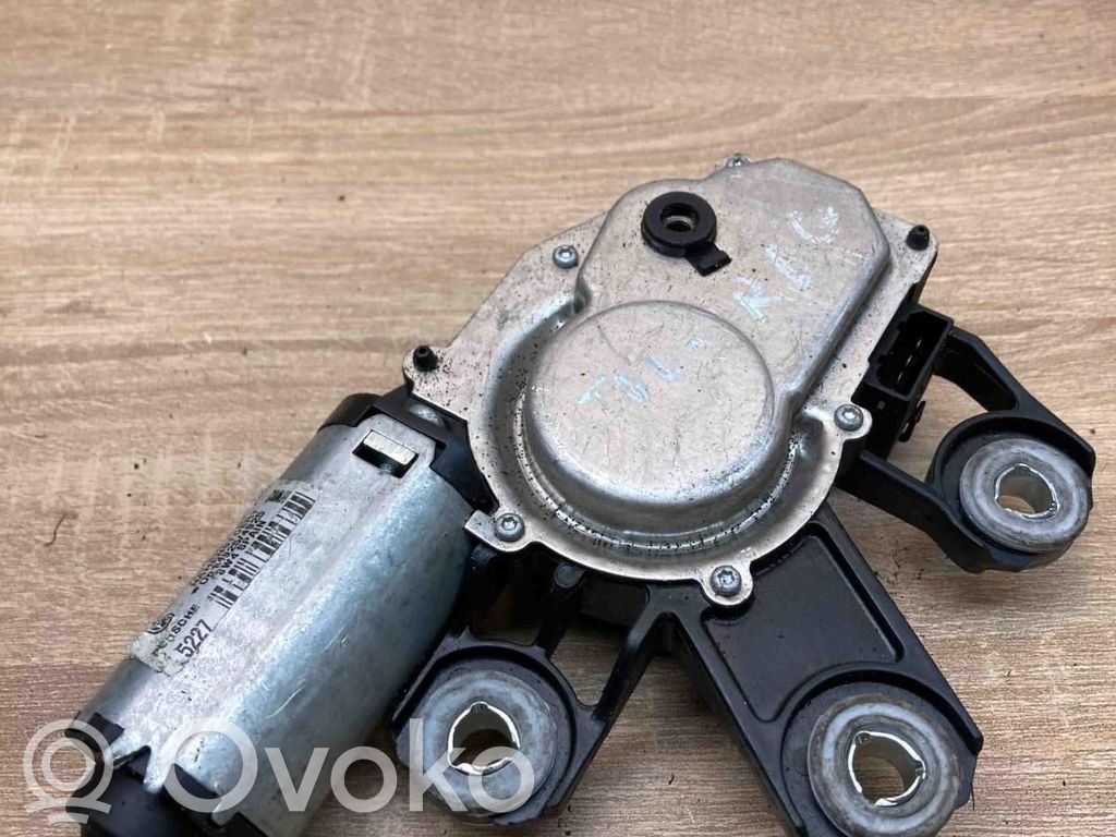 Volkswagen Touareg I Motorino del tergicristallo del lunotto posteriore 