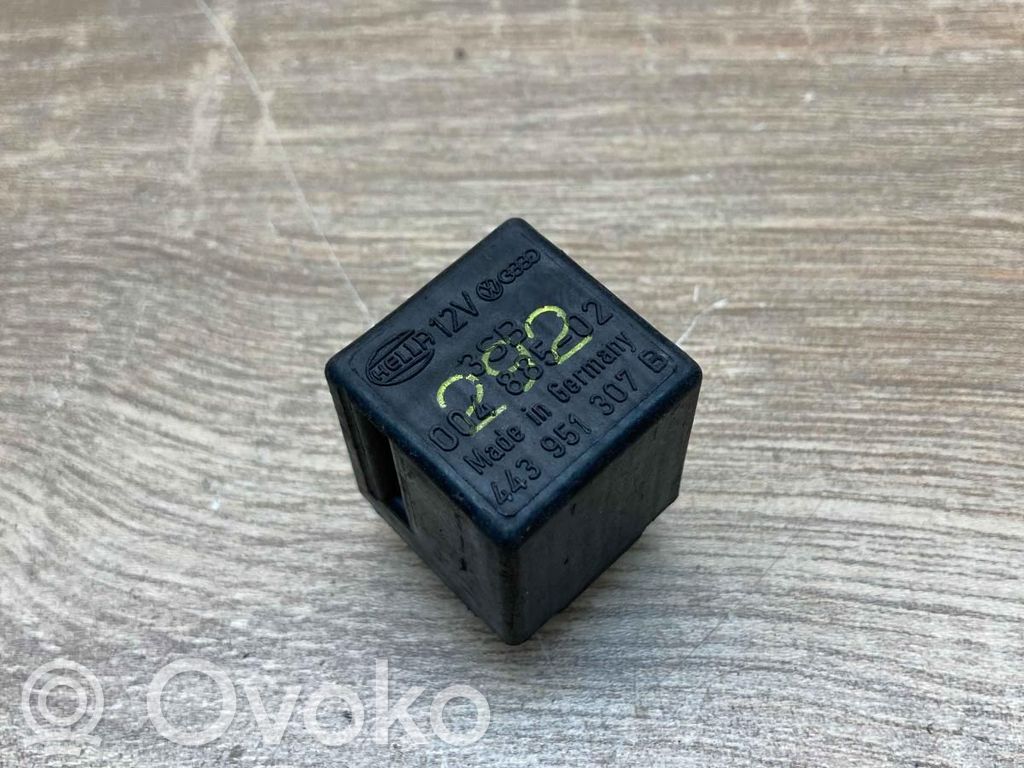 Audi 80 90 B3 Muu rele 