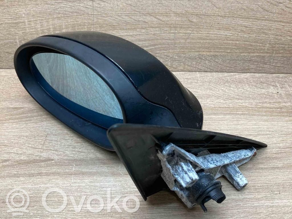 BMW 1 E81 E87 Front door electric wing mirror 