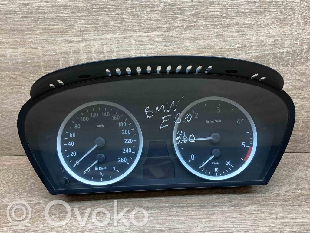 BMW 5 E60 E61 Nopeusmittari (mittaristo) 
