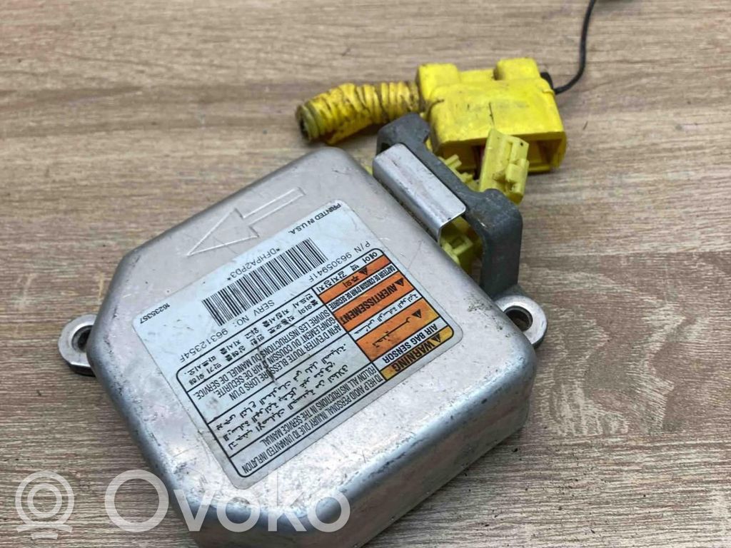 Daewoo Nubira Airbag control unit/module 