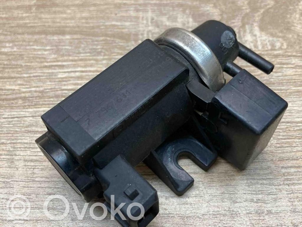 BMW 7 E65 E66 Solenoidinis vožtuvas 