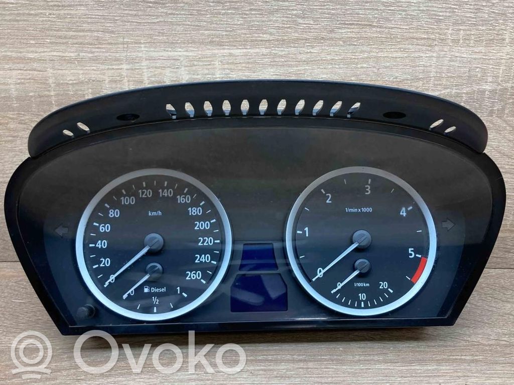 BMW 5 E60 E61 Vitezometru (grup de instrumente) 