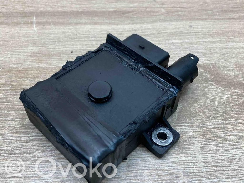 BMW 5 E60 E61 Relè preriscaldamento candelette 