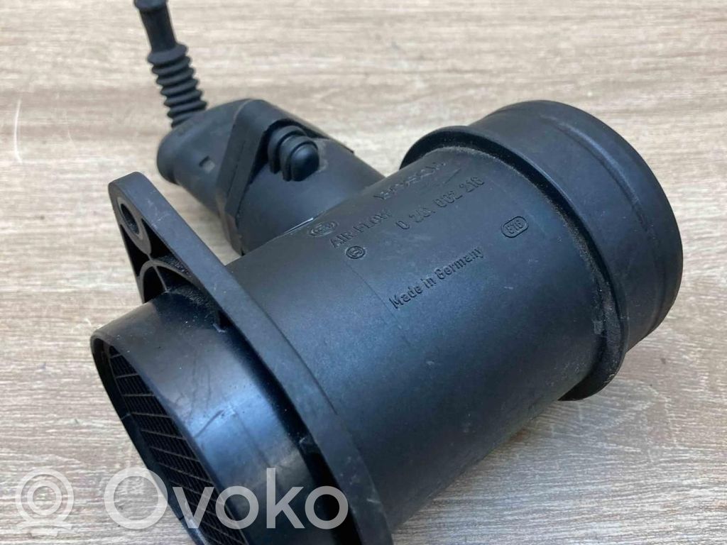 Volkswagen PASSAT B5 Debitmetru aer 
