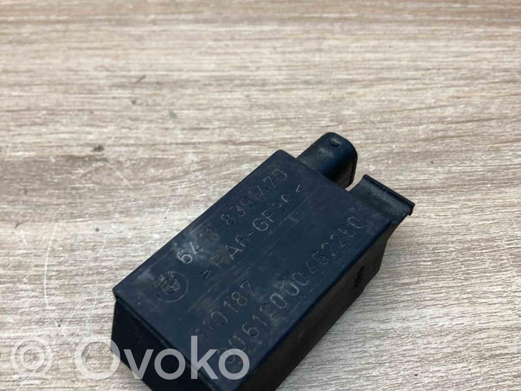 BMW 7 E38 Jäähdytyspuhaltimen rele 