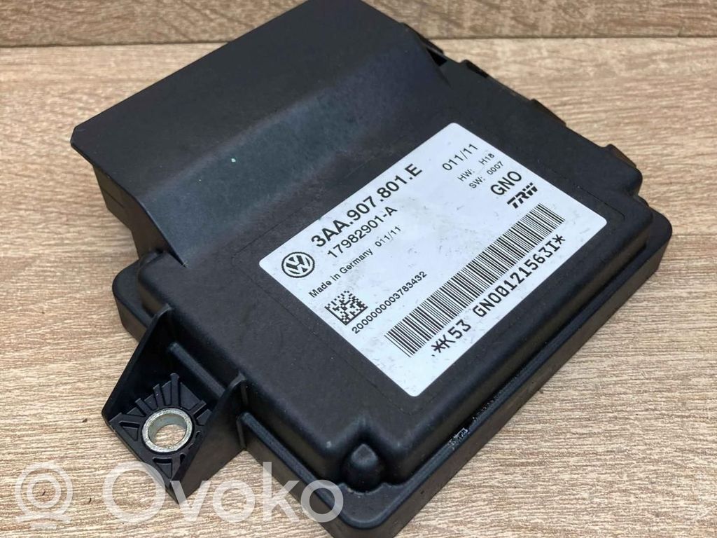 Volkswagen PASSAT B7 Modulo di controllo del freno a mano 