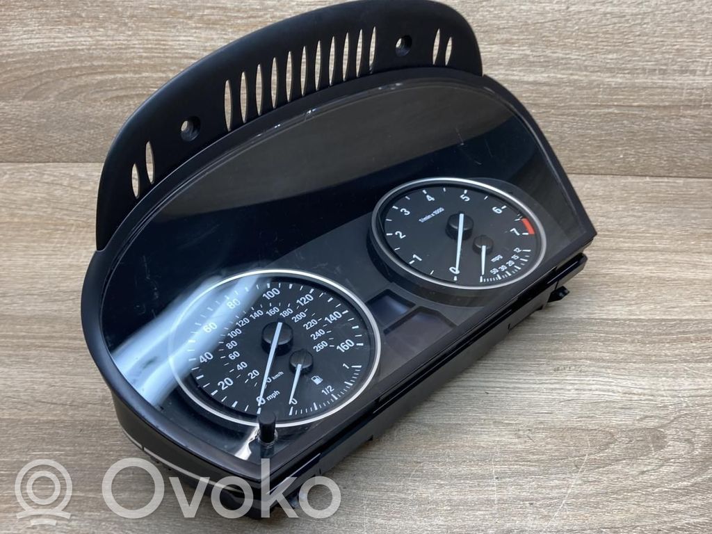 BMW 5 E60 E61 Spidometrs (instrumentu panelī) 