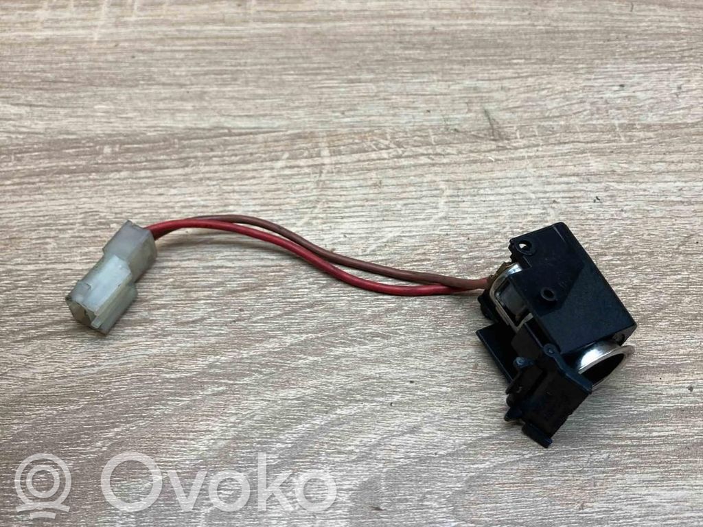 BMW 5 E60 E61 12 V Socket (front) 