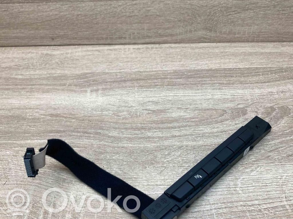 BMW 3 E90 E91 Pysäköintitutkan anturin kytkin (PDC) 