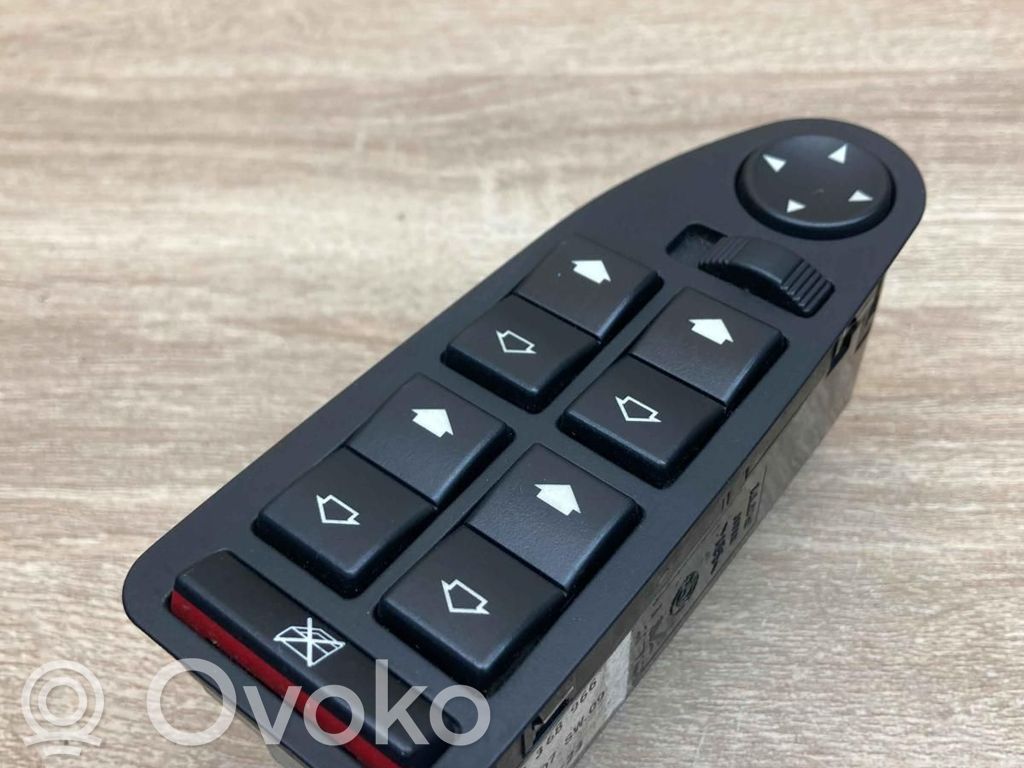 Electric window control switch   8368966,243047