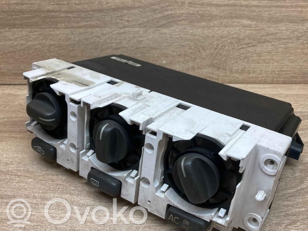 Volvo S40, V40 Centralina del climatizzatore 