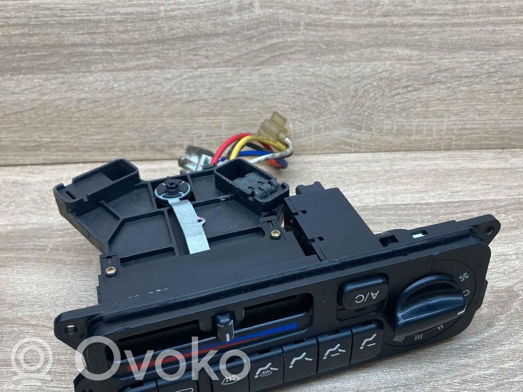 Panel klimatyzacji   961216B,RLWA,WITHPLUG