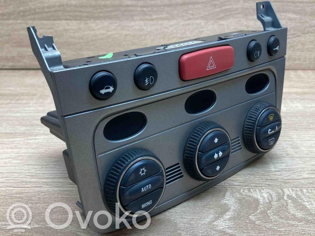Alfa Romeo 147 Climate control unit 