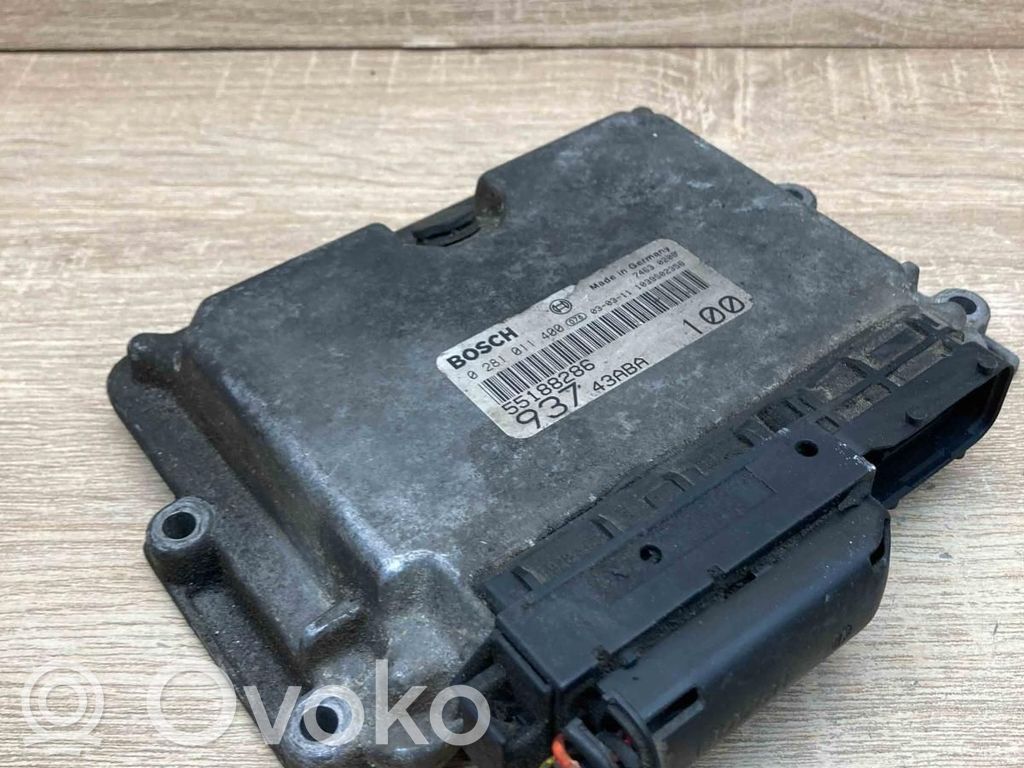 Alfa Romeo 147 Unitate control motor/modul ECU 