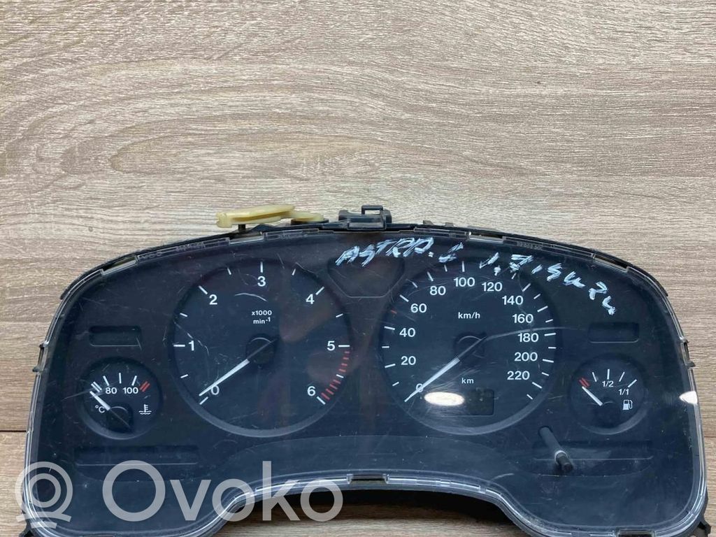 Opel Astra G Geschwindigkeitsmesser Cockpit 