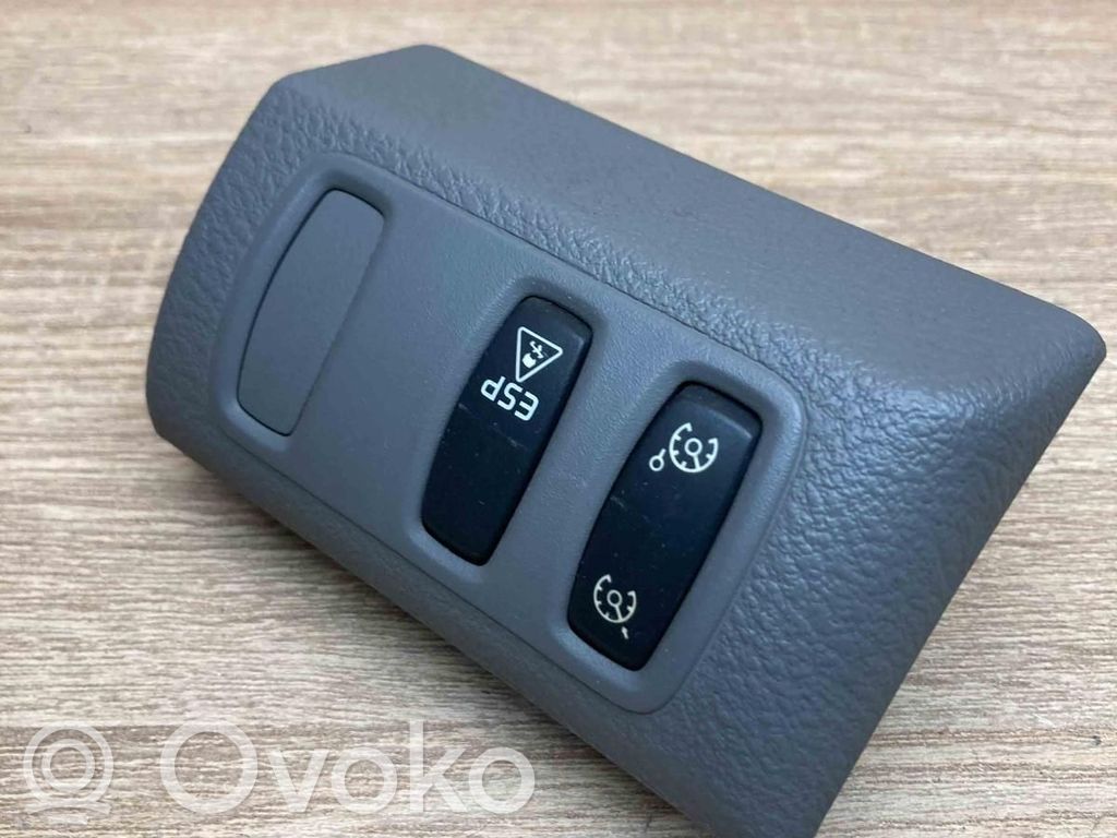 ESP (stability program) switch   8200025895