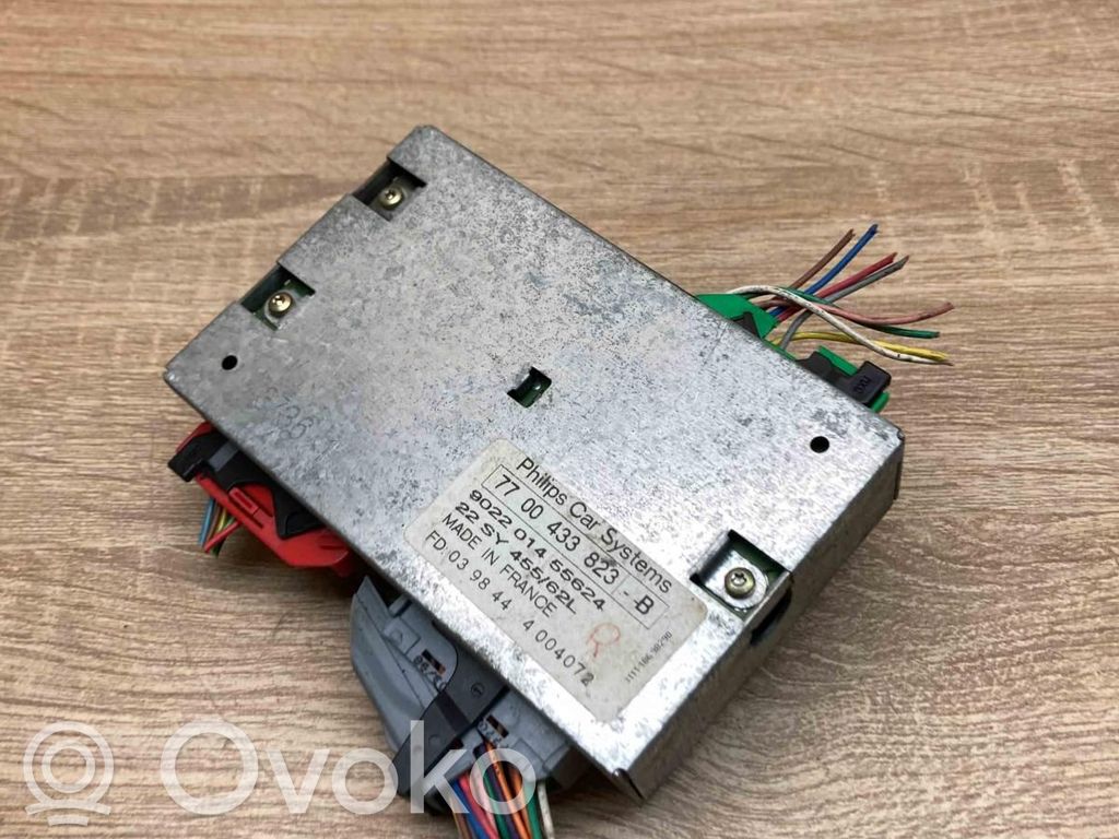 Moduł / Sterownik GPS   7700433823B,WITHPLUG
