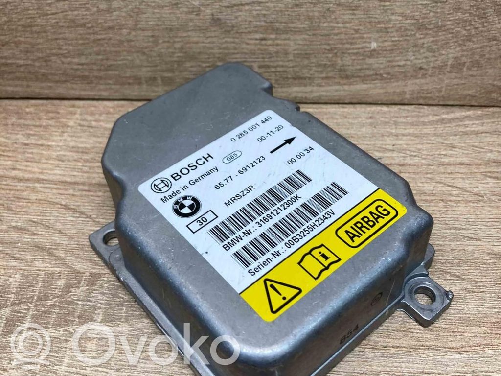 Module de contrôle airbag   6912123,0285001440