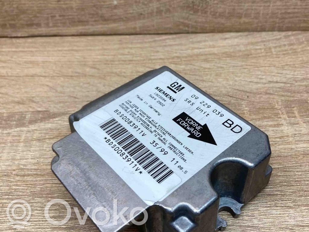 Opel Vectra B Unitate/modul de comandă airbaguri 