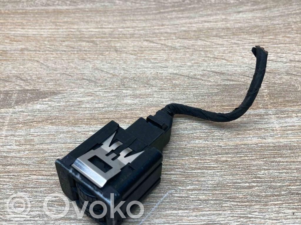 Volkswagen PASSAT B6 Interruttore di regolazione livello altezza dei fari 