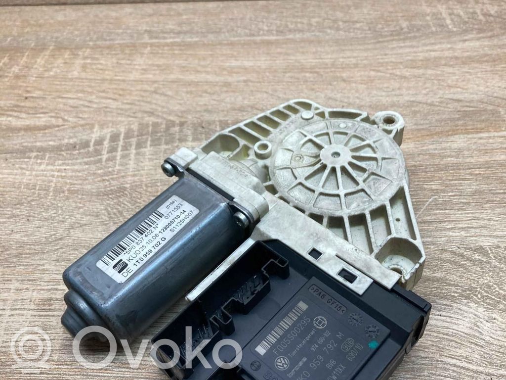 Volkswagen PASSAT B6 Motor macara geam ușă față 