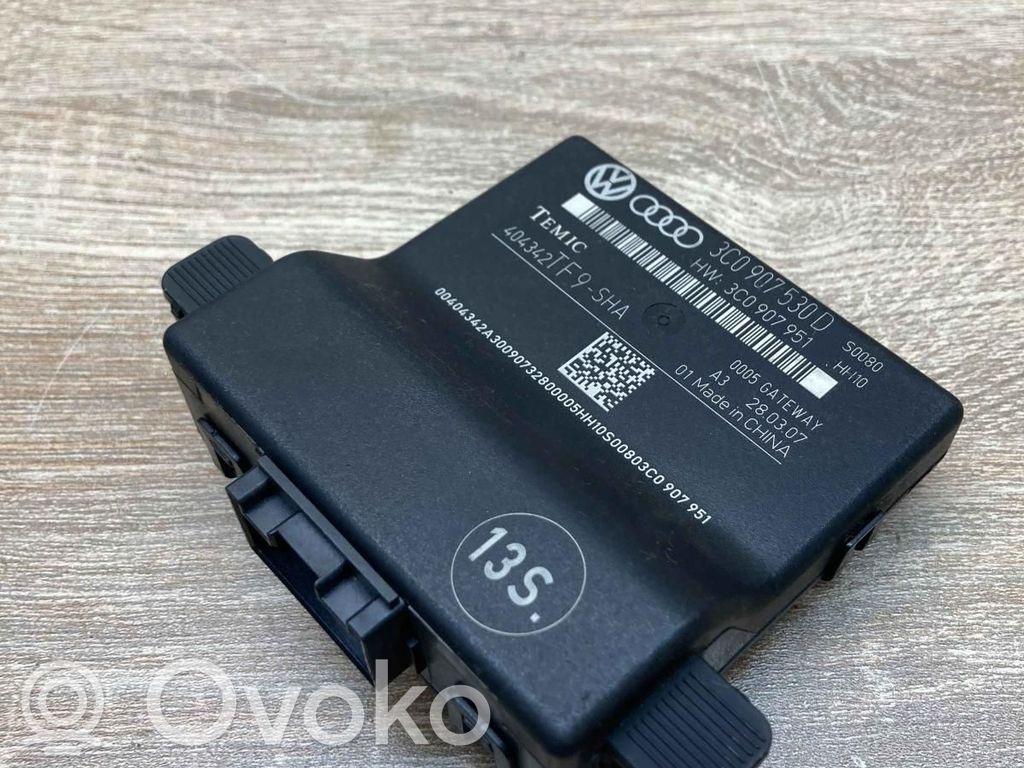 Volkswagen PASSAT B6 Gateway control module 