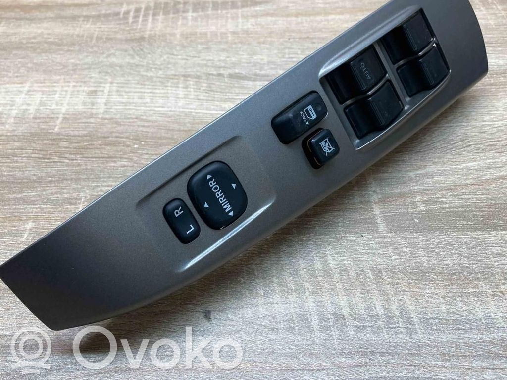 Toyota Prius (XW20) Interruttore di controllo dell’alzacristalli elettrico 