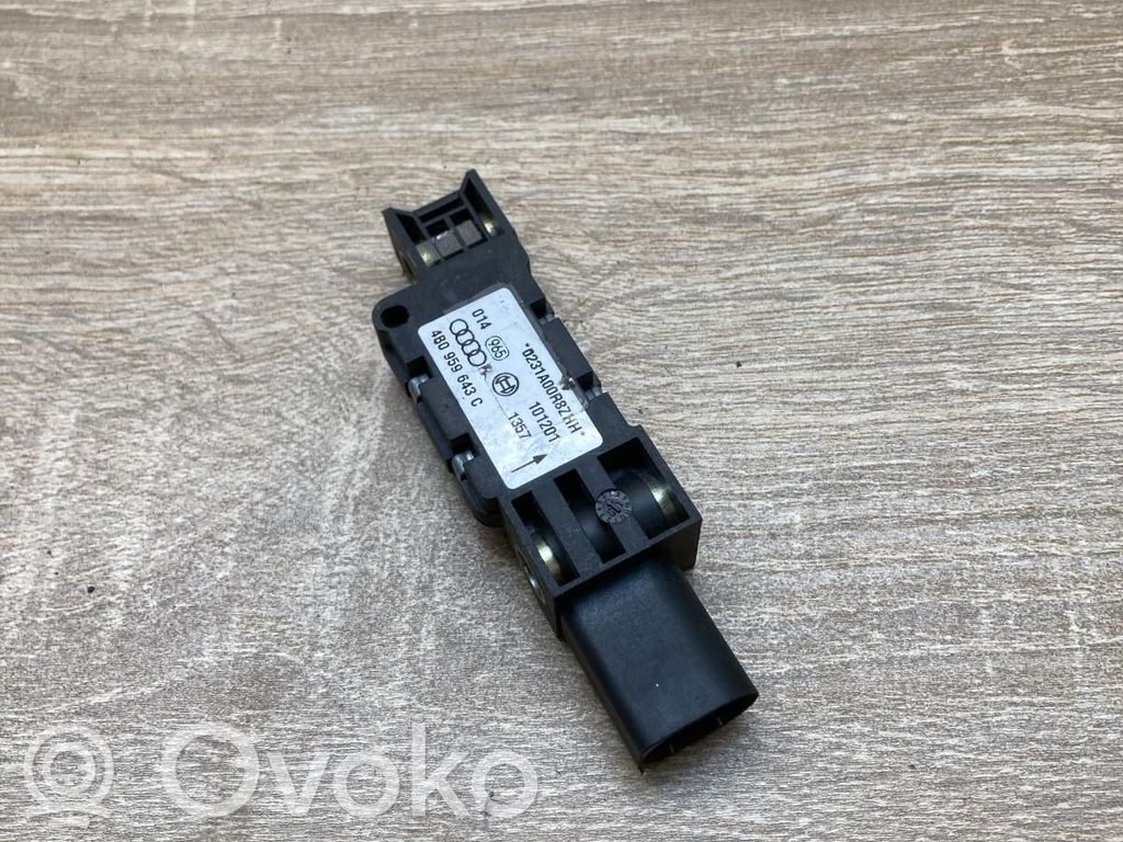 Audi A6 S6 C5 4B Sensore d’urto/d'impatto apertura airbag 