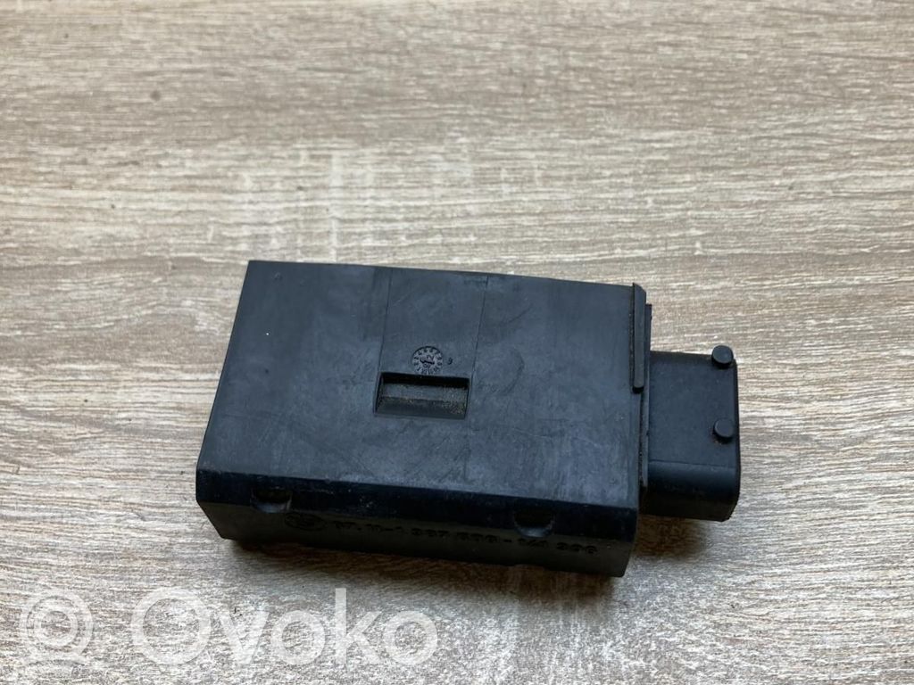 Door central lock control unit/module   1387606,141306