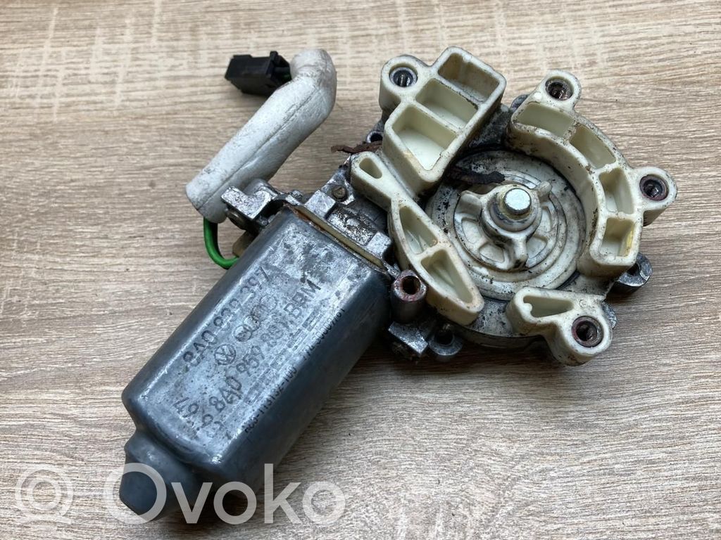Audi 80 90 S2 B4 Asa reguladora de la puerta trasera 
