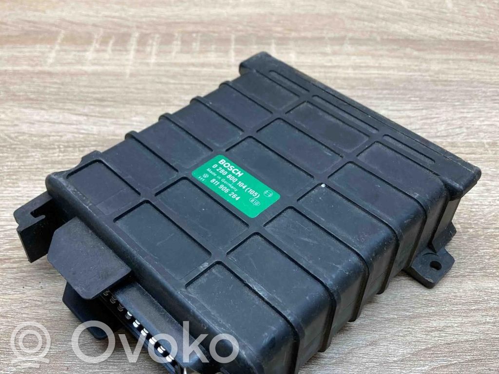 Komputer / Sterownik ECU silnika   881906264,0280800104