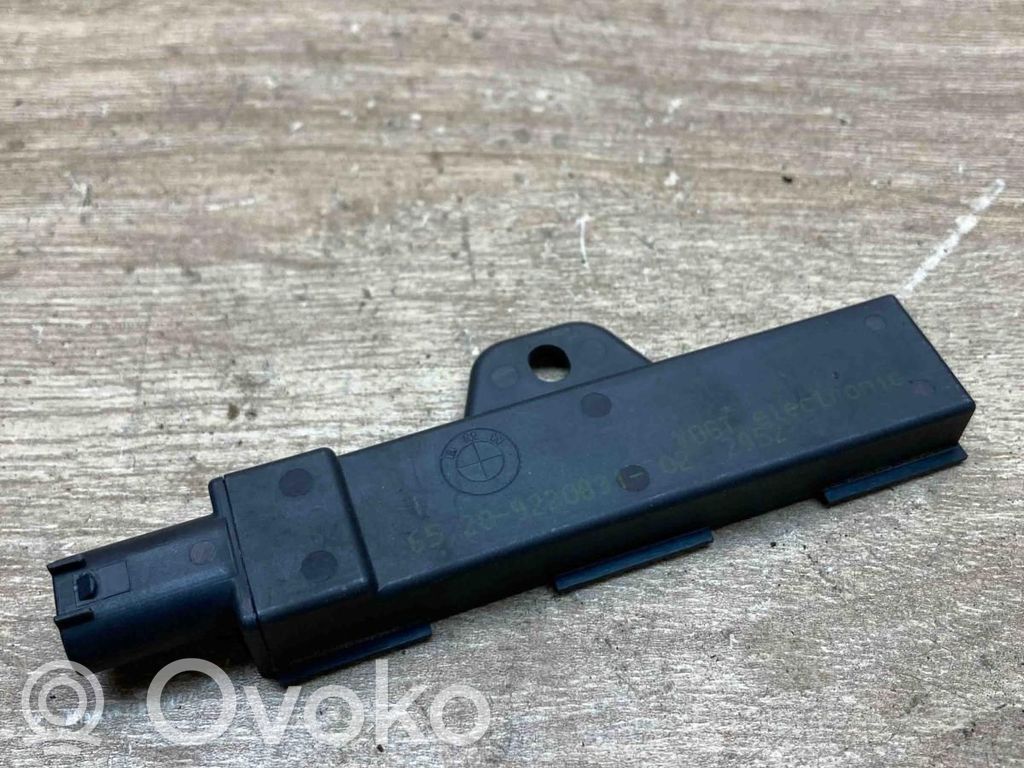 BMW 3 F30 F35 F31 Antenas pastiprinātājs 