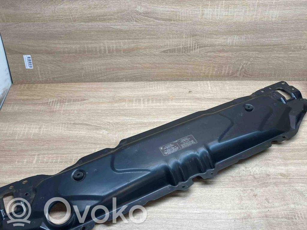 BMW 5 E60 E61 Staffa del pannello di supporto del radiatore parte superiore 