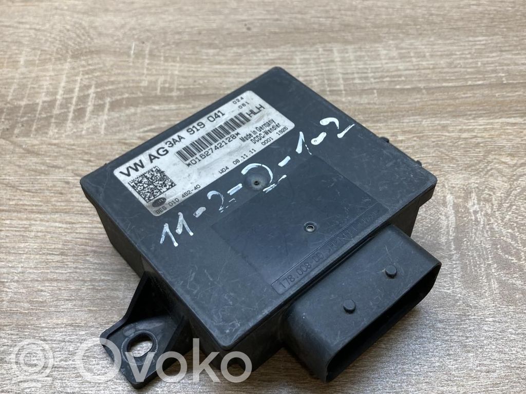 Volkswagen PASSAT B7 Unité de contrôle à bord d'alimentation
