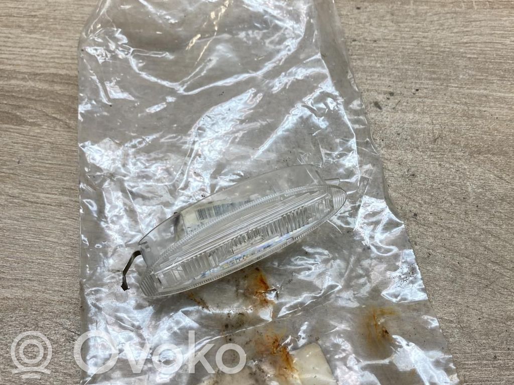 Lampa oświetlenia tylnej tablicy rejestracyjnej   90511731