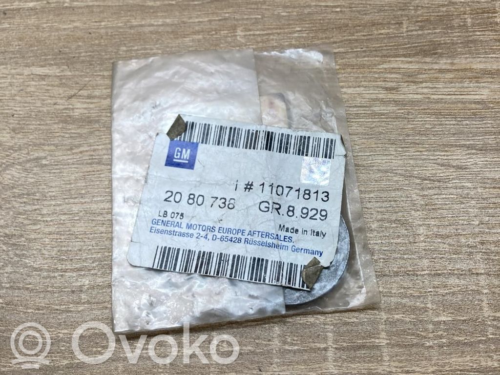 Opel Astra H Inne części komory silnika 